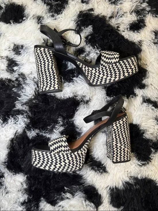 Black & White Woven Platform Sandals with Ankle Strap - Picture 5 of 6